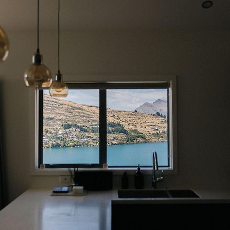 Bluewater Views Villa Queenstown Exterior foto